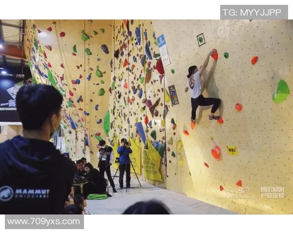 成都攀岩队的节奏打法深度解析与战术应用探讨 成都攀岩队的节奏打法深度解析与战术应用探讨